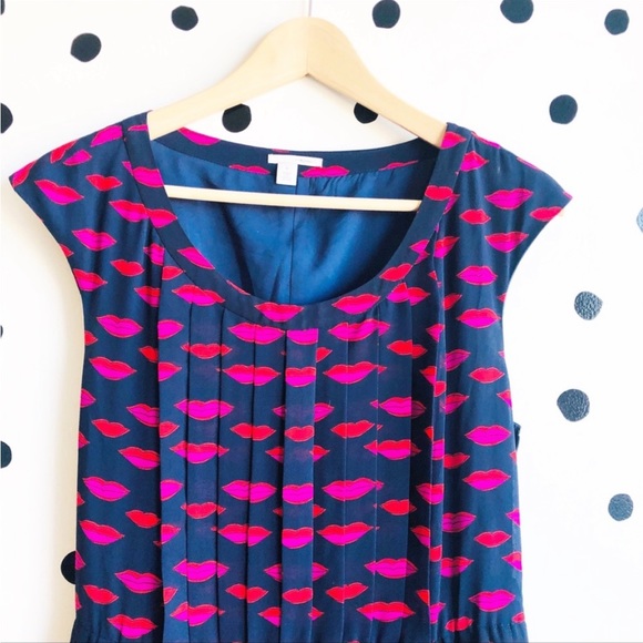 Halogen Sleeveless Pleated Dress Navy Lip Print 6 - Picture 3 of 9